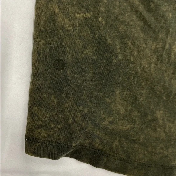 Lululemon T Shirt Mens Tie Dye Fundamental Short Sleeve - Picture 6 of 6